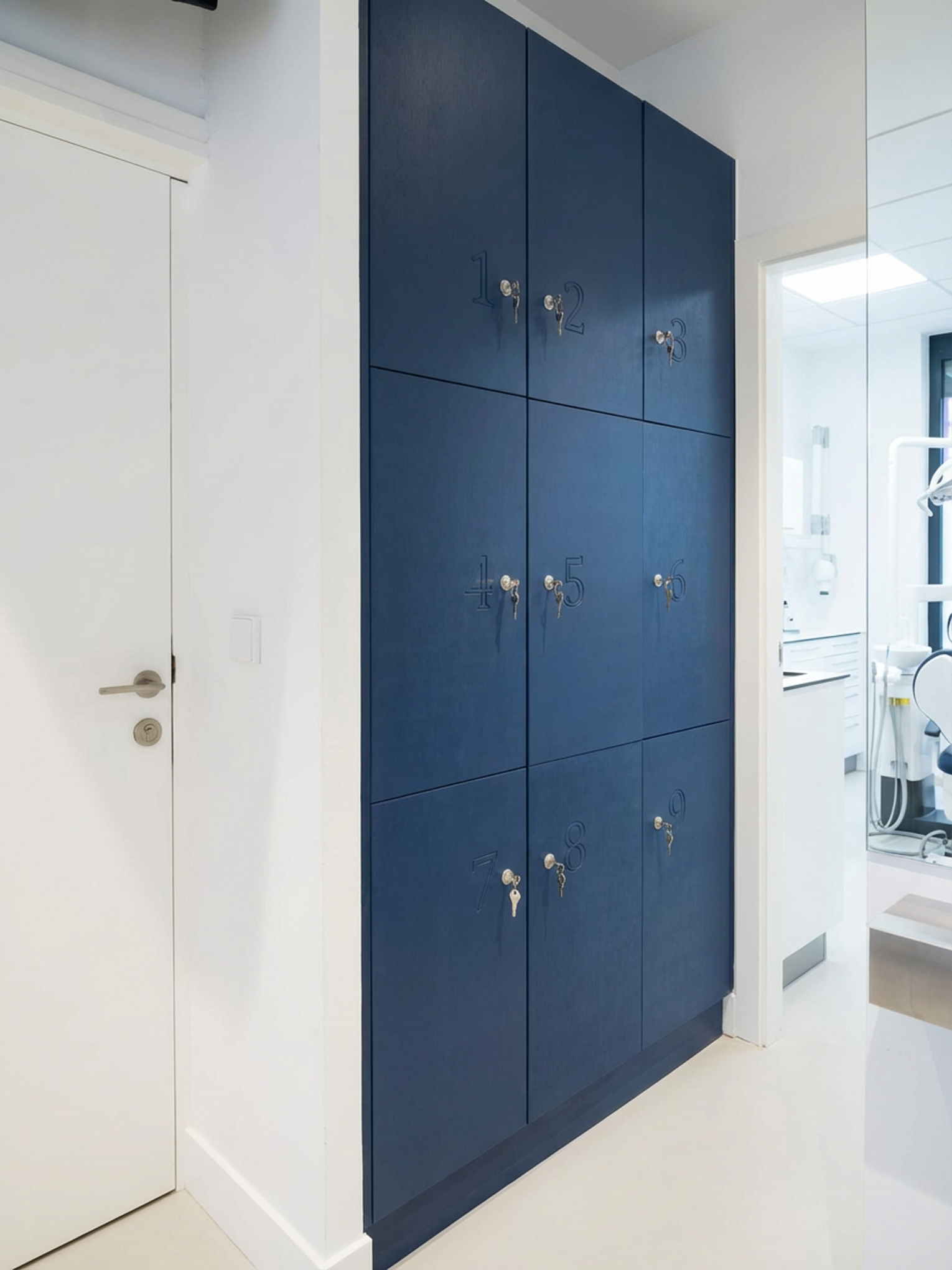 mobiliario a medida para clínicas dentales | DDK Interiores